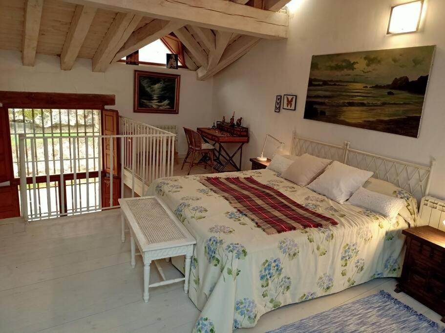 Casita De Ensueno, En La Sierra De Segovia